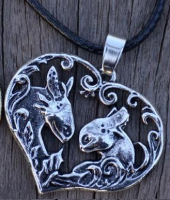 Toothless and Girlfriend (Silver) Necklace / Tandloos en Vriendin (Zilver) Ketting