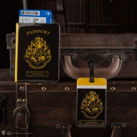 Harry Potter: Hogwarts Passport Case & Luggage Tag /  Paspoort Hoesje & Bagagelabel