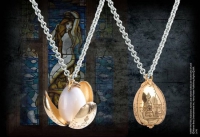 Harry Potter: The Golden Egg Pendant + Display (The Noble Collection)