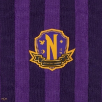 Wednesday: Nevermore Scarf Purple / Sjaal Paars