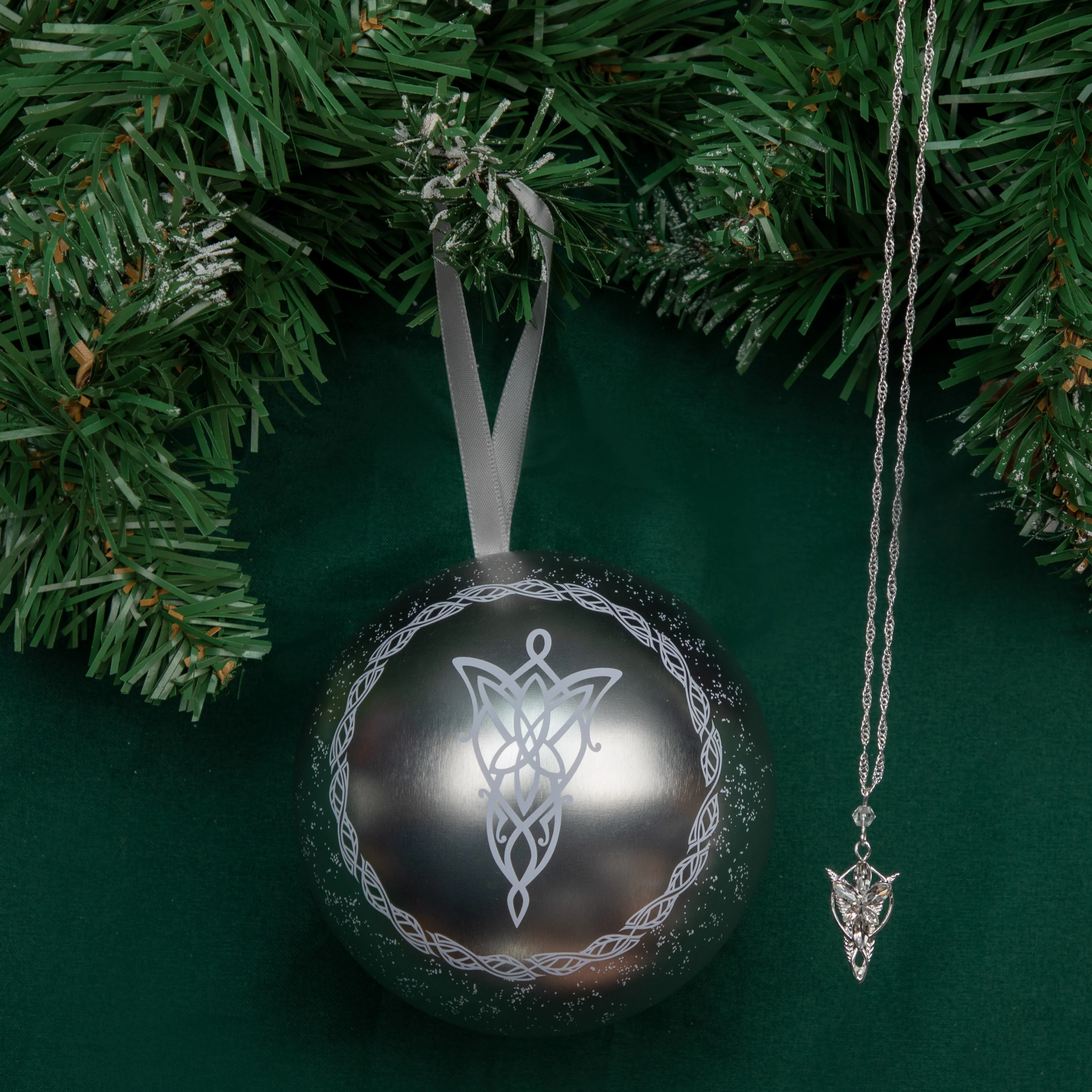 The Lord of the Rings: Evenstar Necklace Holiday Capsule / Ketting Kerst Ornament