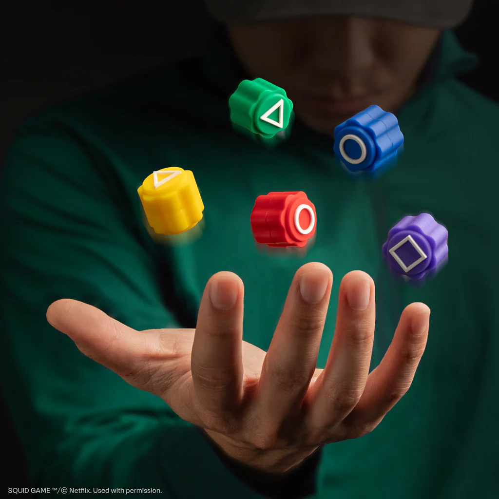 Squid Game:  Gonggi Tossing (Six-Legged Penthatlon) Game Set