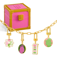 Wicked: Unlimited Charms  Pink Goes Good With Green (Pink Box)