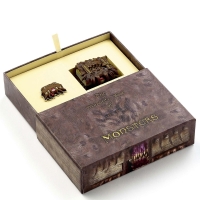 Harry Potter: Monster book of Monsters Giftbox (Keychain & Pin badge)