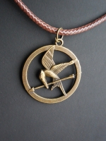The Hunger Games Necklace  / De Hongerspelen Ketting