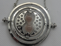 Time Turner Necklace Silver / Tijdsverdrijver Ketting Zilver